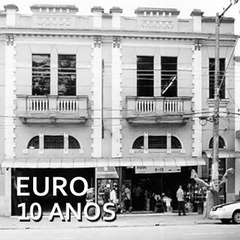 Imagem comemorativa dos 10 anos da empresa (2011)